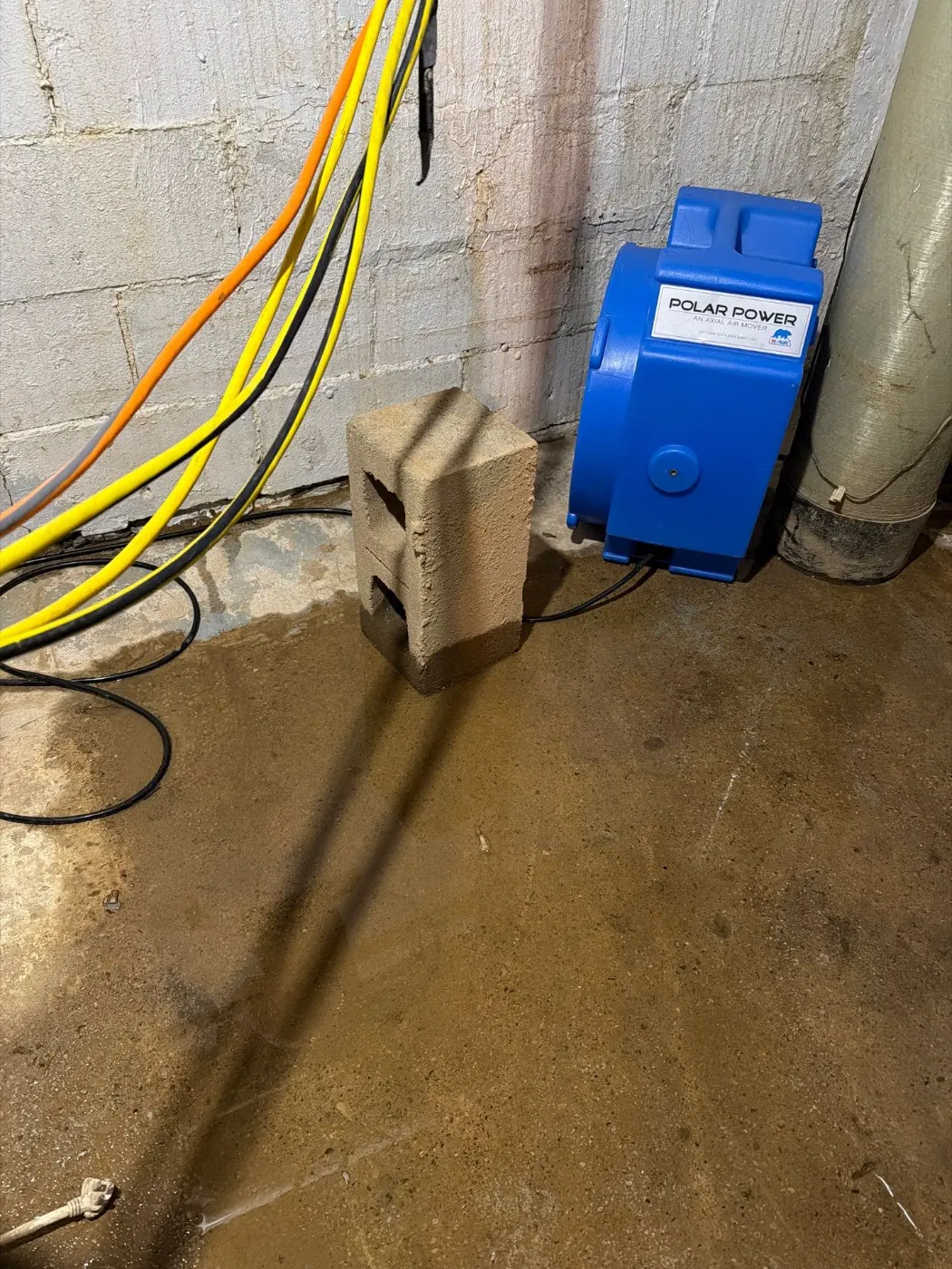 Basement water extraction in Brooks Crossing Indiana home